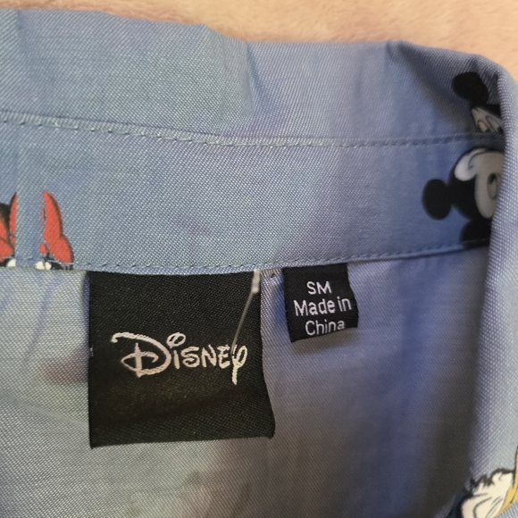 Disney Light Blue Character Button-Front Tie Shirt - Picture 2 of 2